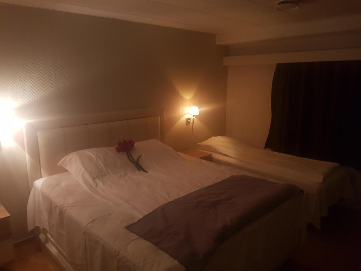 Hotellmilano As Mosjøen Esterno foto