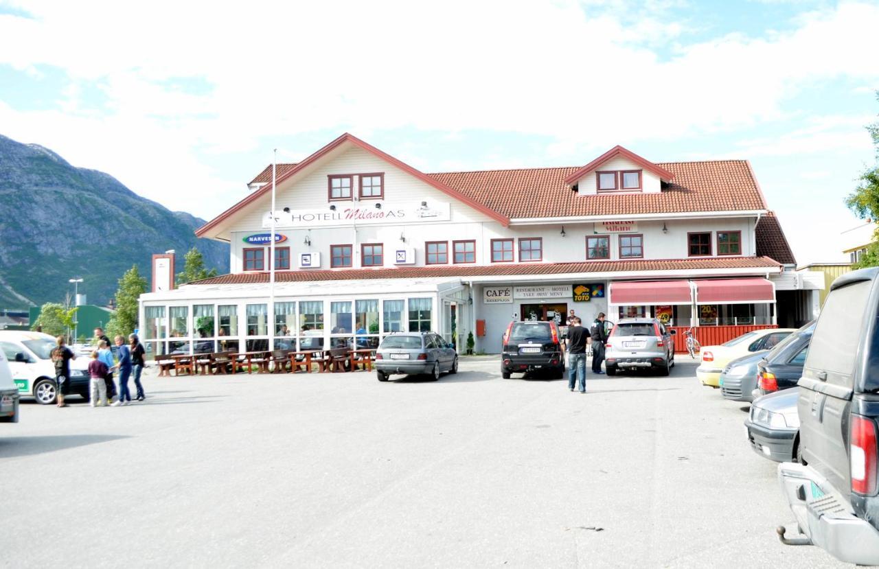 Hotellmilano As Mosjøen Esterno foto