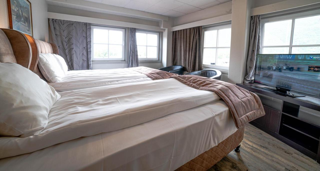 Hotellmilano As Mosjøen Esterno foto